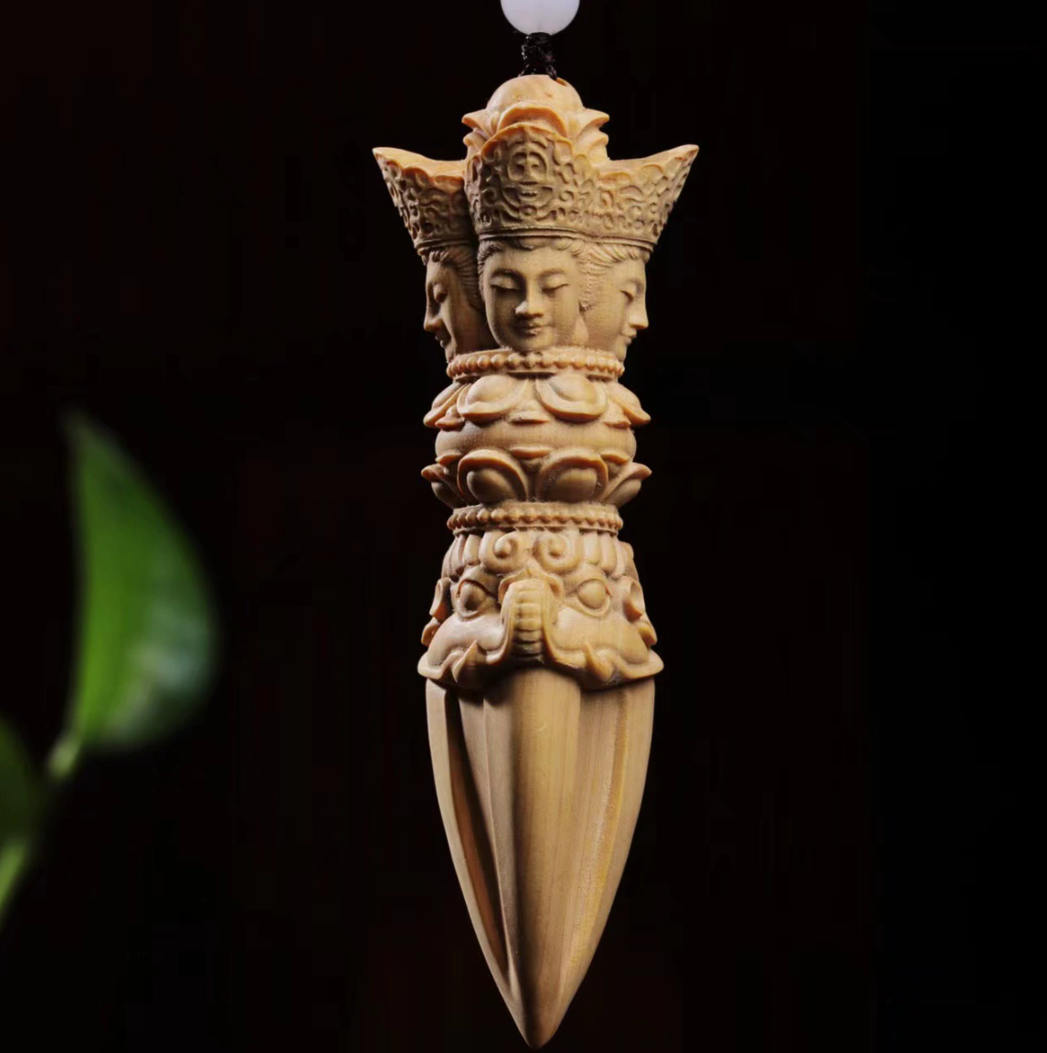 Hand-Carved Boxwood Vajra: The "Thunderbolt" Meditation Talisman & Zen Fidget