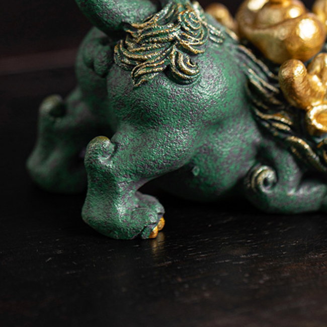 Imperial Green Jinmao Hou Pixiu Incense Burner – Creative Stick Incense Holder & Mythological Guardian Statue