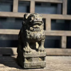 Antique Stone Lion Statues – Handcrafted Guardian Figurines for Home