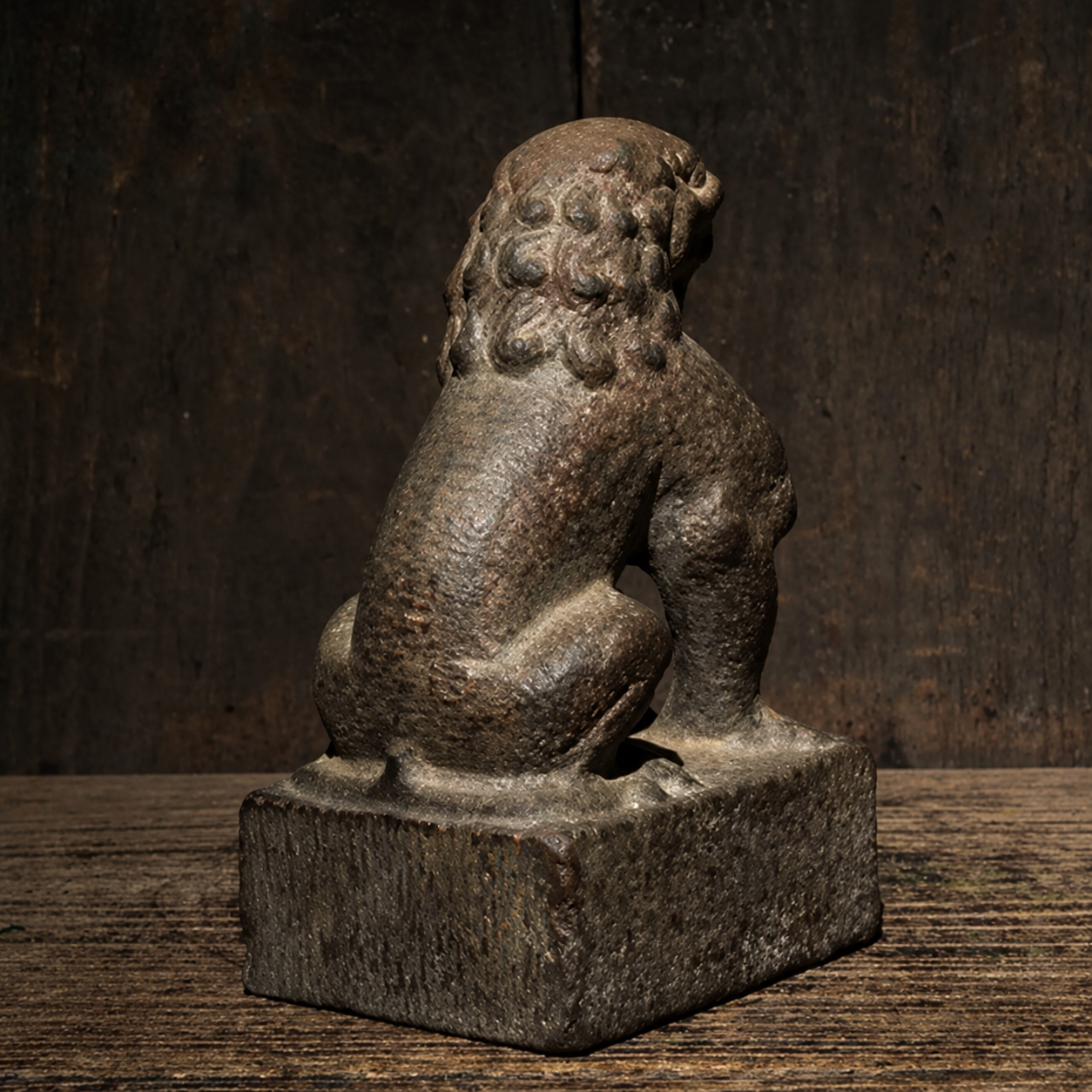 Hand-Carved Bluestone Guardian Lion Statue – Tang-Style Feng Shui Protection Décor