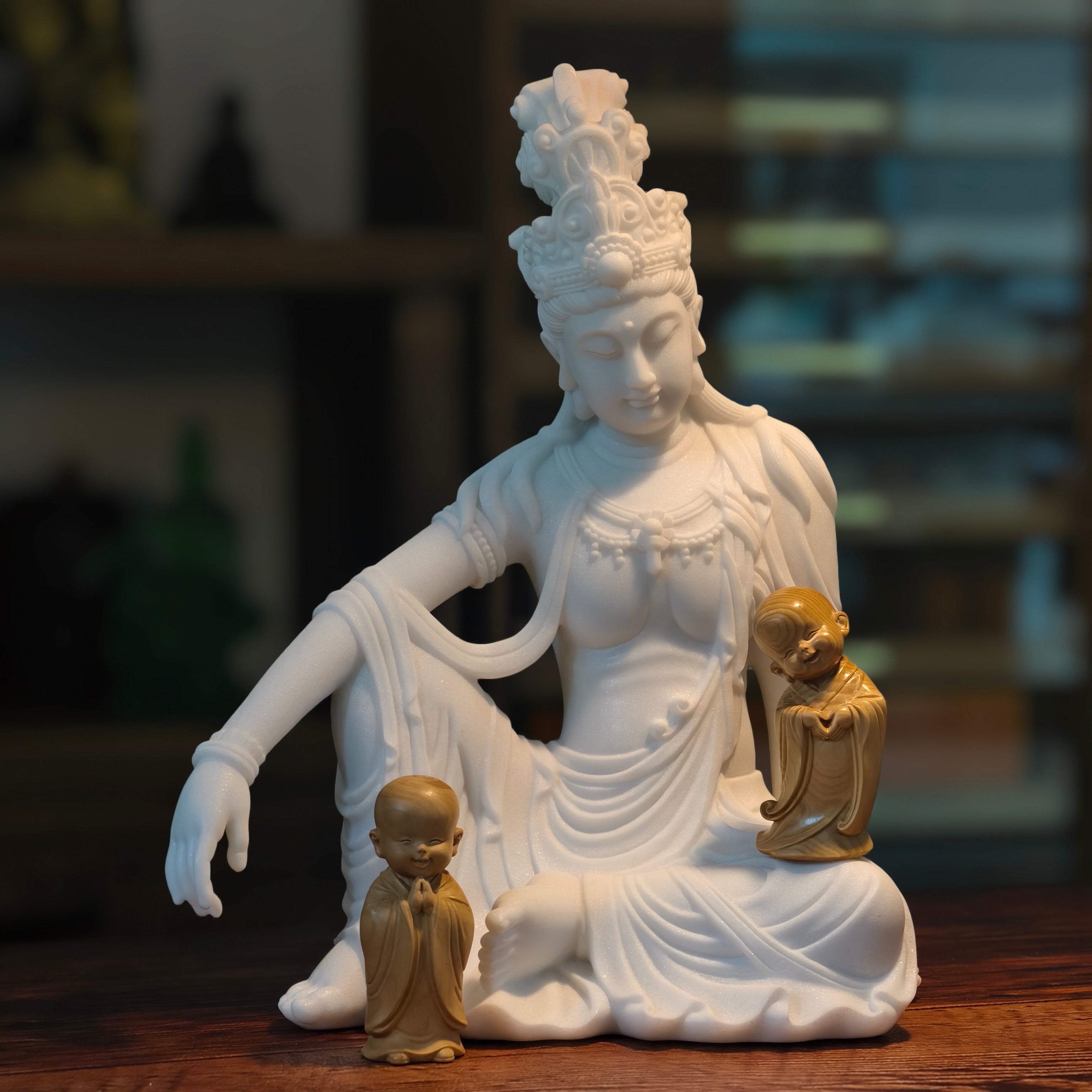Guanyin Statue in Sandstone – Serene Seated Bodhisattva Sculpture