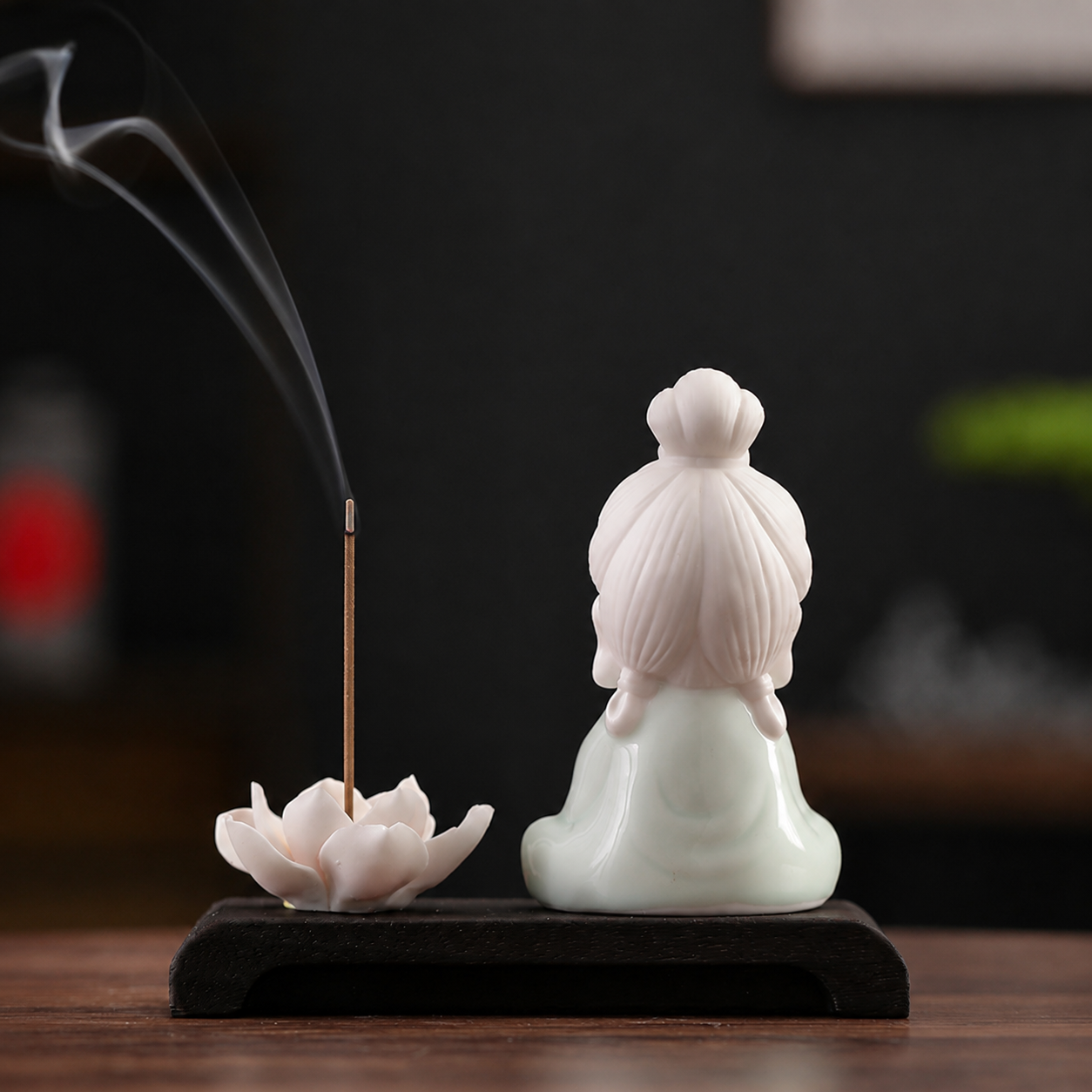 Pure Vase Guanyin Ceramic Incense Holder – Lotus Stick Incense Burner & Elegant Home Decor