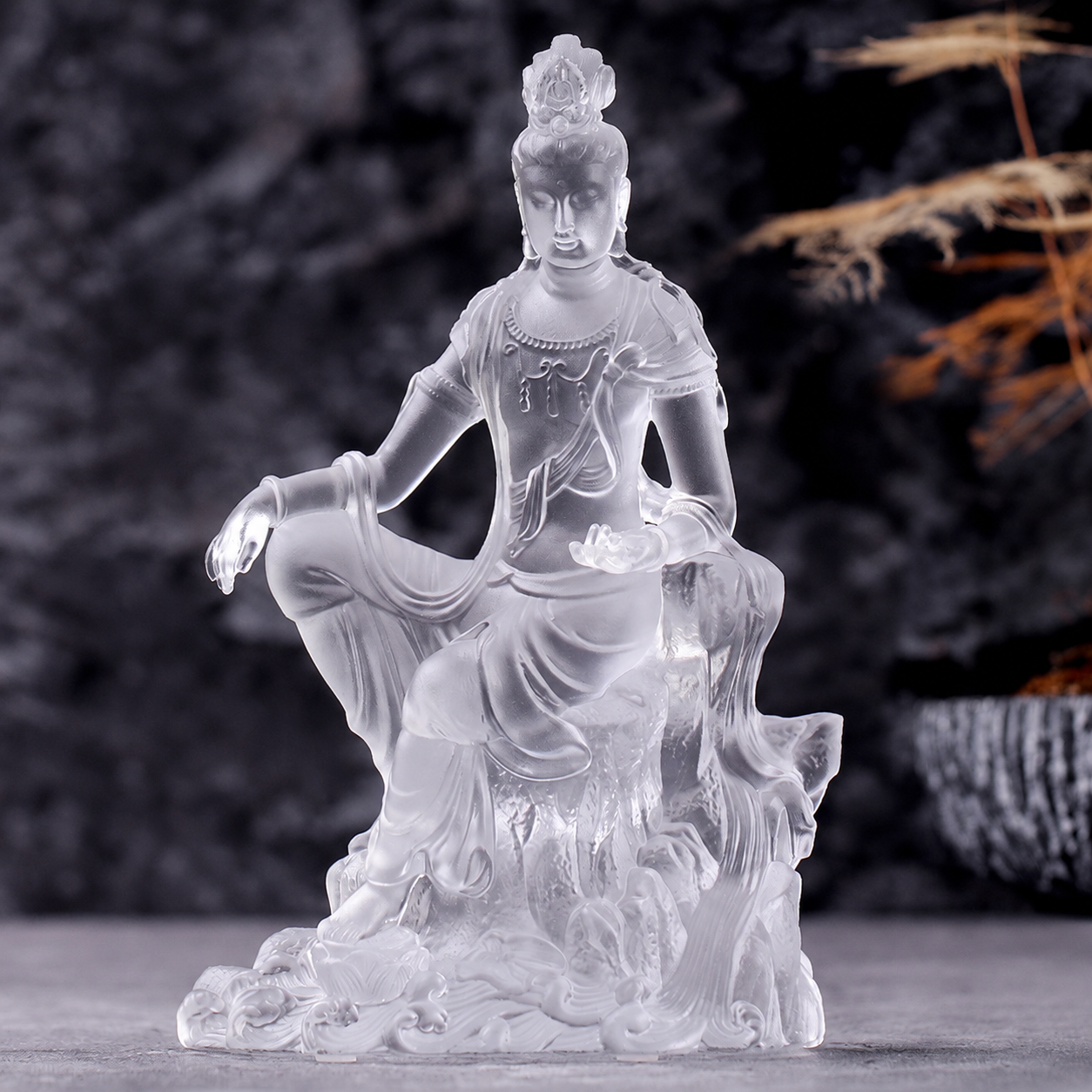 Guanyin Statue Liu Li Glass – Gilded Avalokitesvara Zen Decor