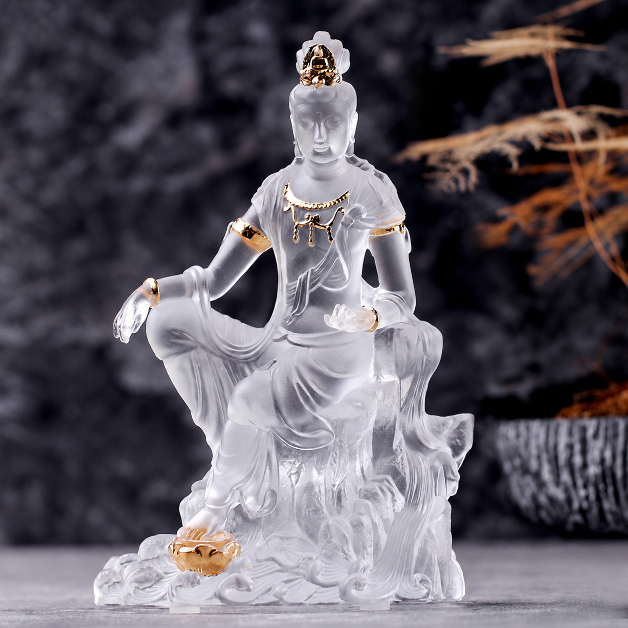 Guanyin Statue Liu Li Glass – Gilded Avalokitesvara Zen Decor